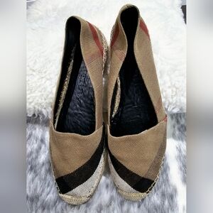 Buberry Stylish Women's Espadrilles in Tan and Black Size 39